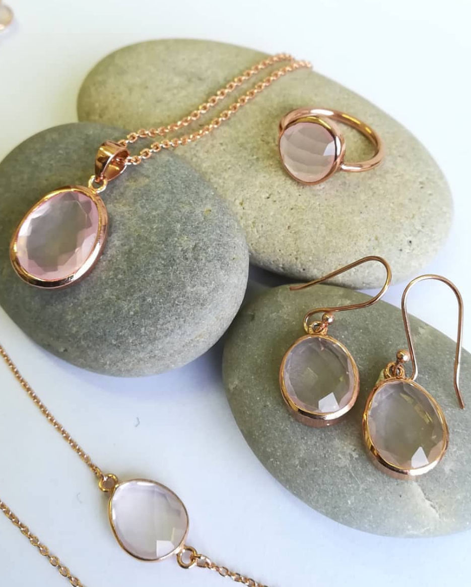 Rose gold jewellery collection